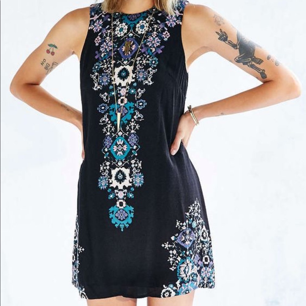 Urban Outfitters Ecote Boho Open Back Shift Dress